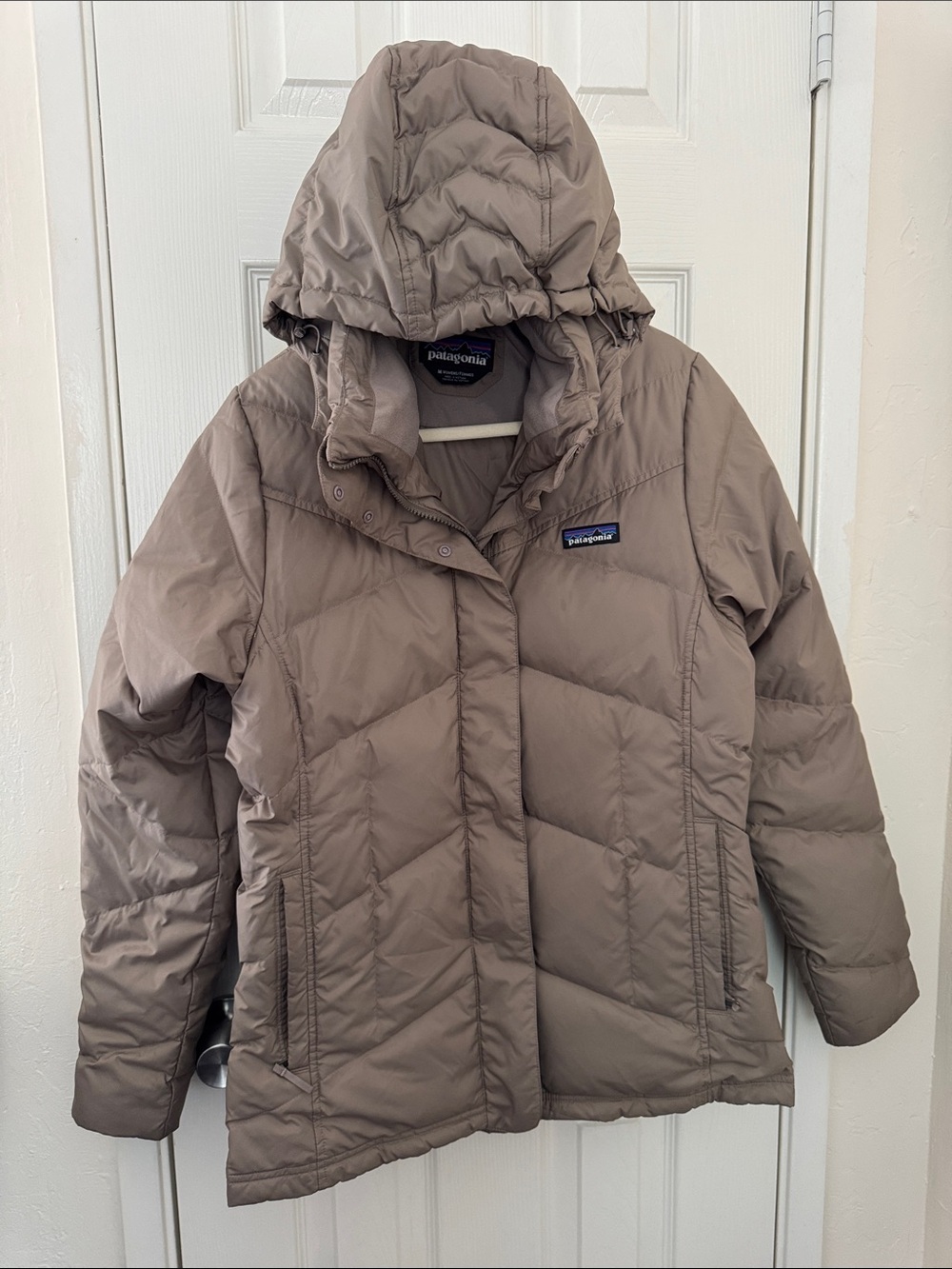 Patagonia Women's Hooded Puffer Jacket in Taupe